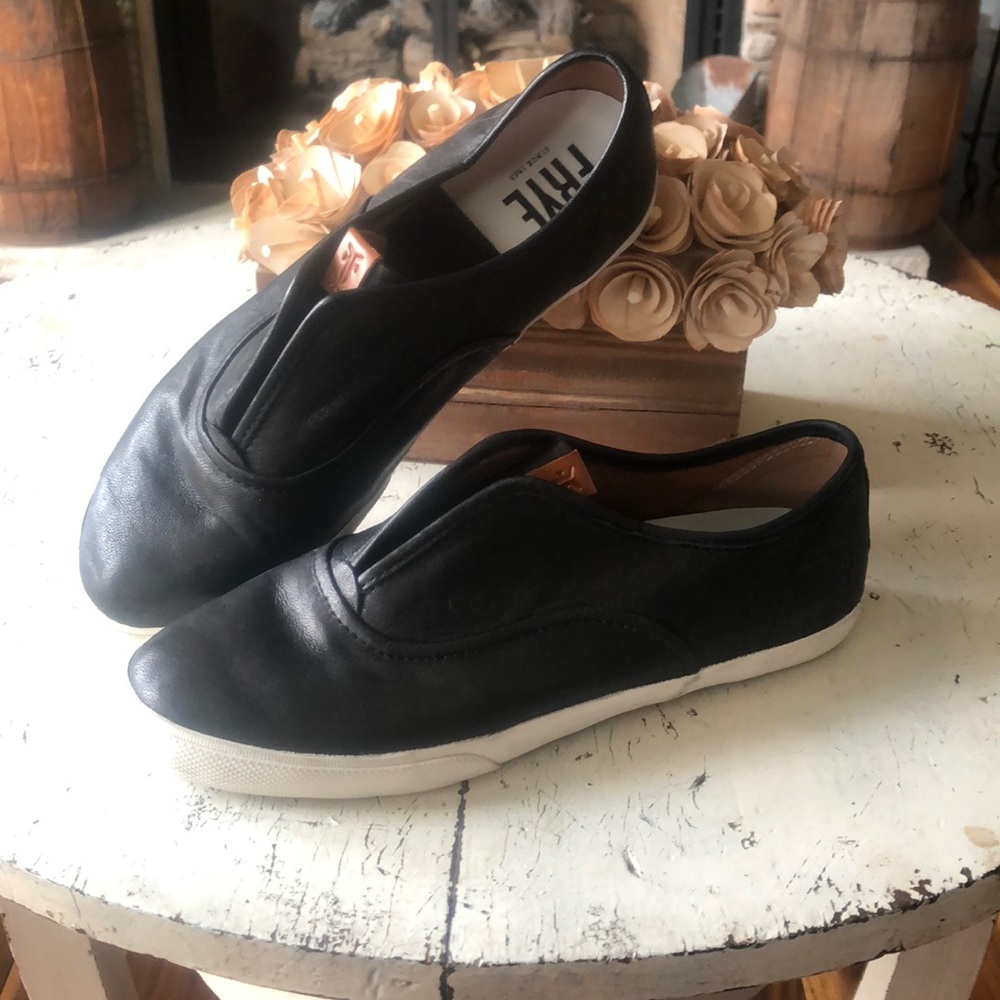 Frye Maya slip on